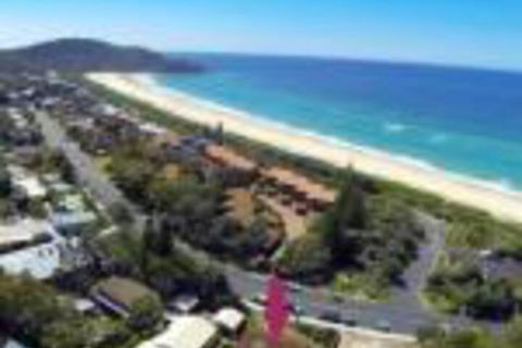 BARRELS At BOOMERANG - VIC Tourism 0