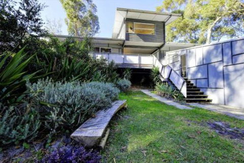 Macondo Seal Rocks - VIC Tourism 3