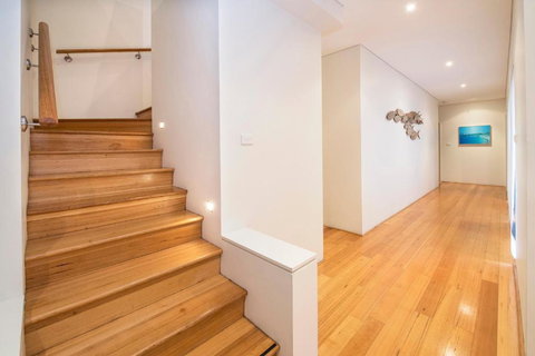 Calm Waters - VIC Tourism 6