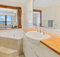 Luxury Beach Unit Dolphin Heads - VIC Tourism