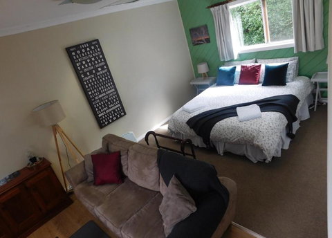 AmbleaWhile On Tamar - VIC Tourism 5