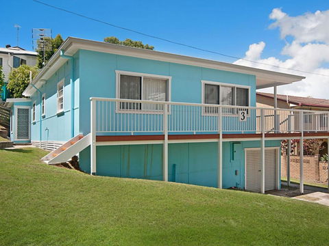 The Blue House Flat Walk To River & Beach - VIC Tourism 2