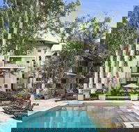 Temple 312 Newly Refurbished Studio