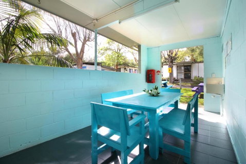 Mornington Peninsula Retro Caravans - VIC Tourism 1