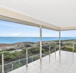 Avaya Sellicks Beachfront Getaway WiFi - VIC Tourism