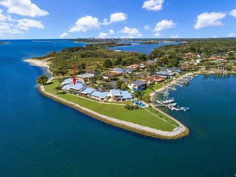 Peninsula Court 6 - VIC Tourism 4
