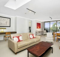 Sunny  Spacious Two Bdr Apt SPF13 - VIC Tourism