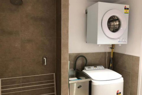 Elysee Apartments - VIC Tourism 7