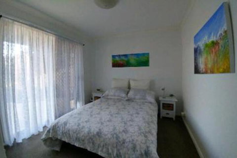 Ven & Marks Place - VIC Tourism 3