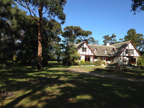 Swan Cove Beachfront - VIC Tourism 2