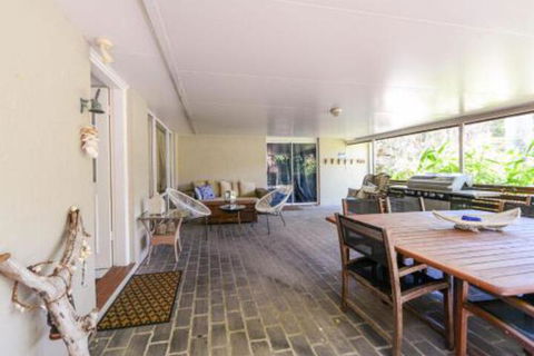 Palm Beachhouse - VIC Tourism 5