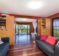 2 / 38 Booran Street