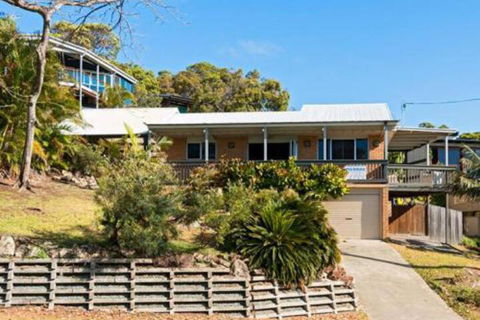 Cylinder Sands - VIC Tourism 0