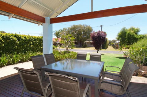 Quiet Cottage - VIC Tourism 2