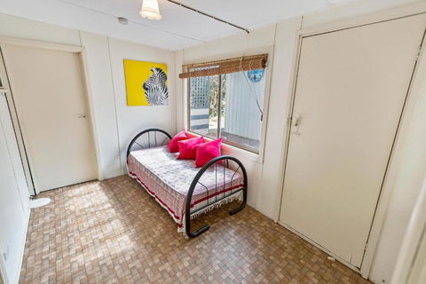 Kambera Pet Friendly Cottage On Raymond Island - VIC Tourism 5