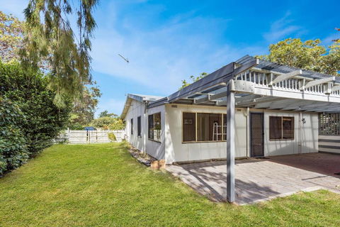Kambera Pet Friendly Cottage On Raymond Island - VIC Tourism 6