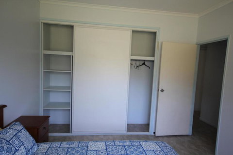 CASTAWAY BEACH HOUSE - VIC Tourism 5