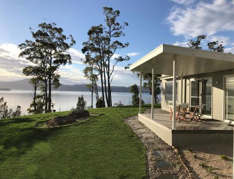 Fairwinds Tasmania - VIC Tourism 1