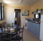 Rocks Retreat Cabin 3 Lobster - VIC Tourism