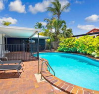 Sunyata Beach House Rainbow Beach Beachside escape with a pool pet friendly  Wi Fi