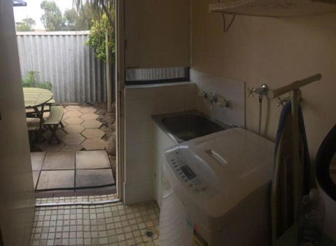 Geraldton Holliday Villas - VIC Tourism 6