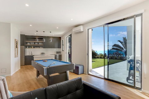 Castaways Beach Escape - VIC Tourism 4