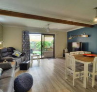 Harbour Court on the Bay - VIC Tourism