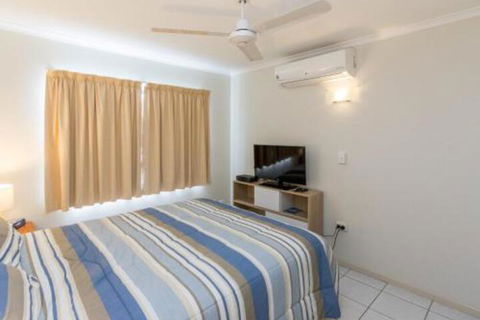 Comfy & Cosy Ground Floor Unit - VIC Tourism 6