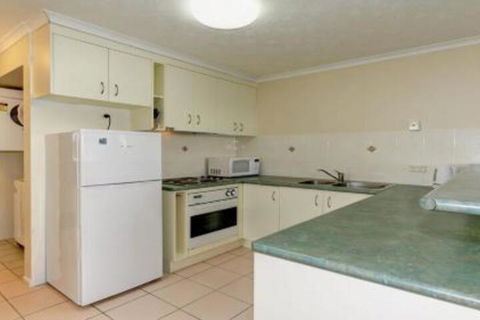 Jade Waters Hervey Bay - VIC Tourism 5