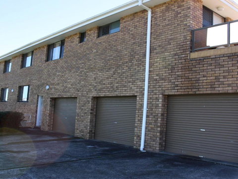 Sandpebbles 1 Pebbly Beach - VIC Tourism 5