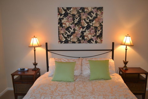 Elsinor Townhouse 4 Mulwala - VIC Tourism 5