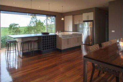 THE Lake House - Surf Side - VIC Tourism 0