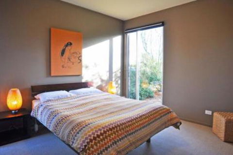 THE Lake House - Surf Side - VIC Tourism 5