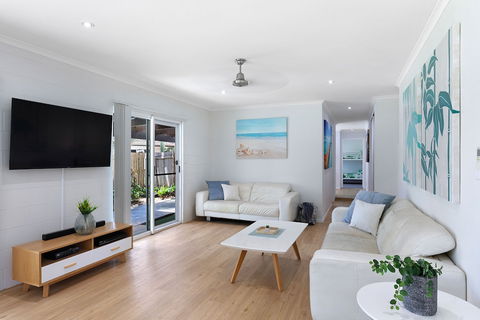 Whitsunday Palms - VIC Tourism 0