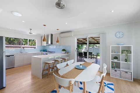 Whitsunday Palms - VIC Tourism 2