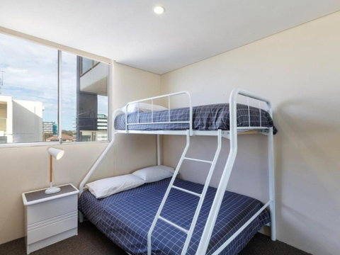 Ebbtide 27 - VIC Tourism 7