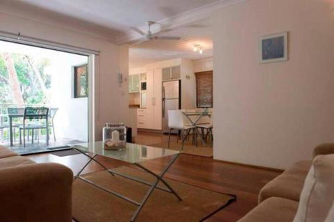 Absolute Beachfront Mooloolaba - VIC Tourism 4