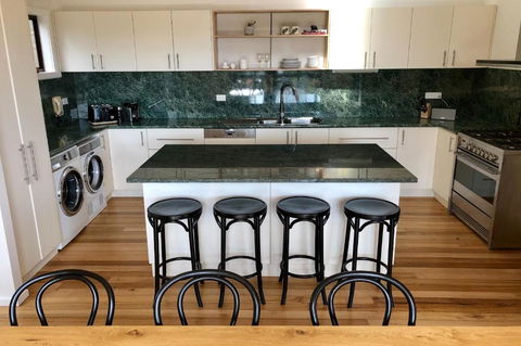 HIDDEN HAVEN Binalong Bay - VIC Tourism 1