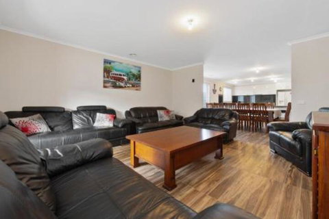 Bay Watch - VIC Tourism 0