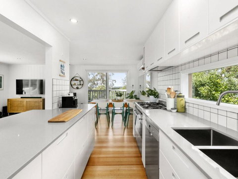 PERIWINKLE MOUNT MARTHA - VIC Tourism 6