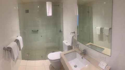 RNR Light Square - VIC Tourism 3