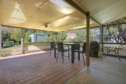 Alpine Streamside - VIC Tourism 2