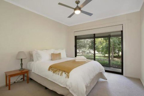 Alpine Streamside - VIC Tourism 5