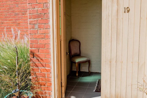 Castlemaine Colonial Motel - VIC Tourism 1