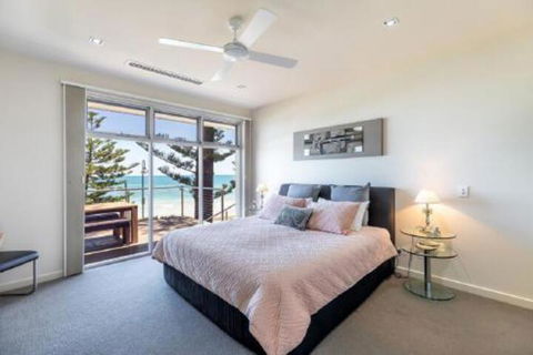 ULTIMA At The Bay Glenelg Absolute Beachfront - VIC Tourism 6