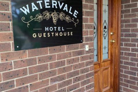 Watervale Hotel Guesthouse - VIC Tourism 0