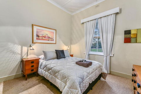 The Jazz B & B - VIC Tourism 5