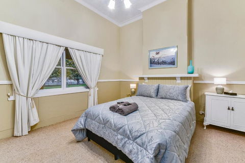 The Jazz B & B - VIC Tourism 2