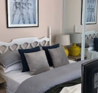 Sun-drenched 1 Bed Studio Apartment In Newtown - VIC Tourism