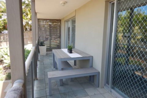 Unit 2 At 4 Pelican Street, Peregian Beach, Noosa Area - VIC Tourism 0